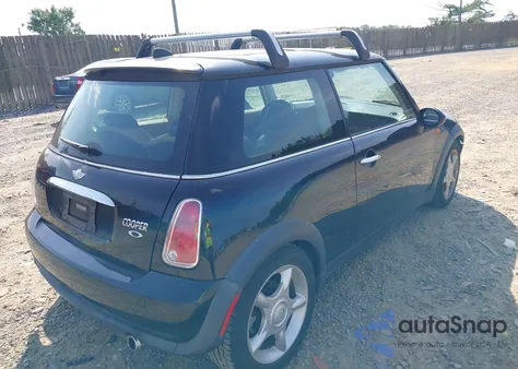 2005 Mini Cooper from USA, damaged, VIN WMWRC335X5TJ72336
